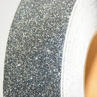 Миниатюра файла lenta-melhose-blest-protivoskolz-black-07 № 61000