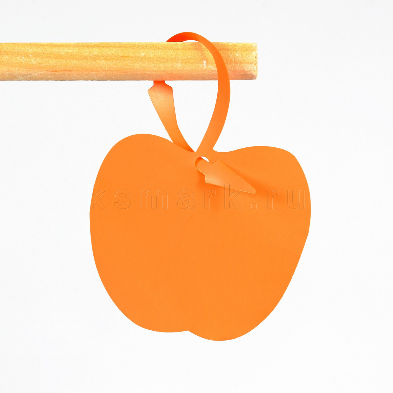 Оранжевая бирка. Форма яблока. Этикетка в форме яблока. Маска в форме яблока. Бирка оранжевая.