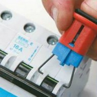 Миниатюра файла blokiratoryi-miniavtomatov-3 № 20417